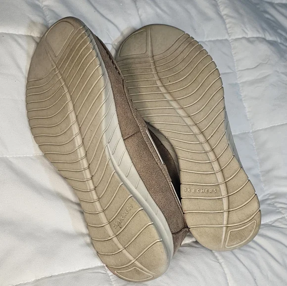 Women's Skechers Wave Lite Memory Foam Beige Loafer Shoes SIZE 8.5 - Picture 5 of 5